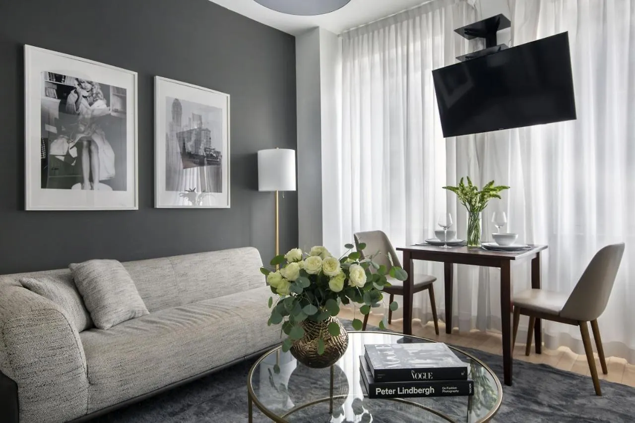 Stylish 1Bd Near Bryant Park With Washer And Dryer New York
