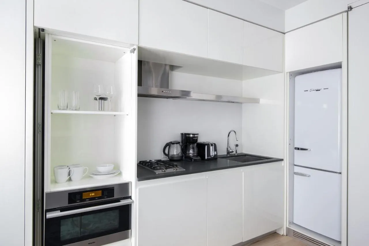 Stylish 1Bd Near Bryant Park With Washer And Dryer ニューヨーク